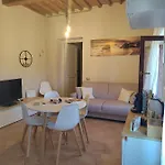 Serendipity House דירה גרוסטו